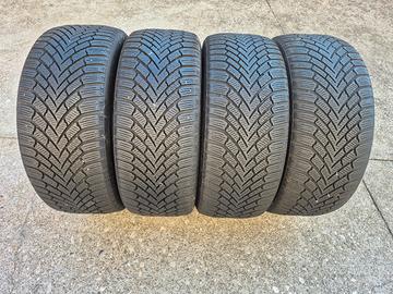 4 Gomme.   225 / 45 / R 17.  M+S 
