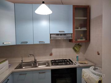 Cucina ad angolo azzura 3/4 mt