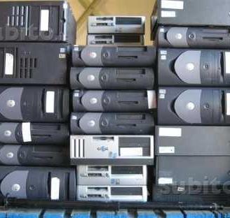 Computer fissi PC anche rotti vecchi in contanti