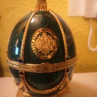 Splendida riproduzione Uovo Faberge Ladoga Wodka.