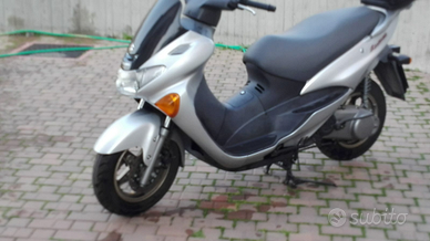 Suzuki 125