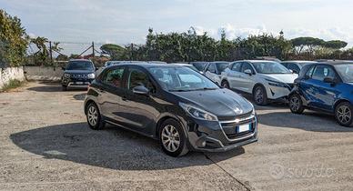 PEUGEOT 208 1.2cc 83cv