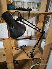 Lampada da scrivania 