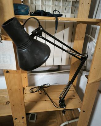 Lampada da scrivania 
