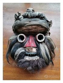 maschera africana antica