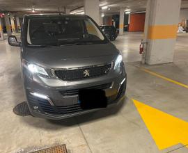 Peugeot Traveller BlueHDi 180 S&S Business Vip