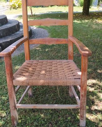 Sedia in legno massello