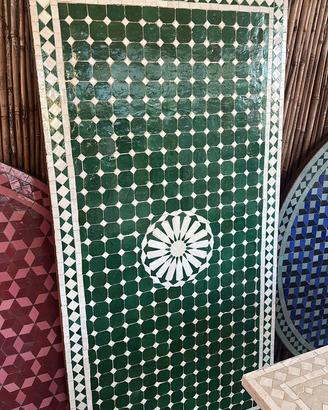 Tavolo in mosaico
