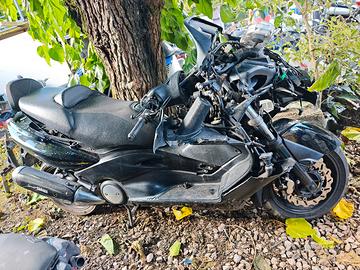 Yamaha T-Max 500 2004 ricambi