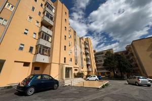 3 LOCALI A CATANZARO