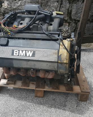 motore BMW 2.0 150cv 6 cilindri