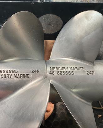 Elica  per Mercruiser  bravo three inox 24 P