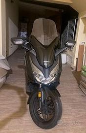 Honda Forza 125