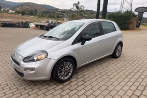 Fiat Punto 1.3 MJT II S&S 95 CV 5 porte Street