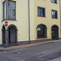 Locale uso commerciale-ufficio