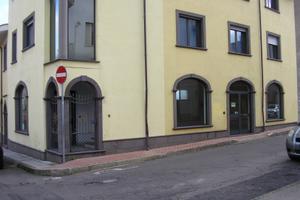 Locale uso commerciale-ufficio
