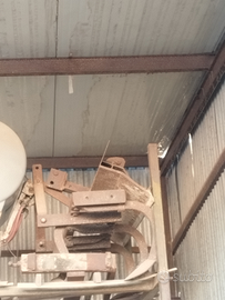 Attrezzatura agricola per trattore