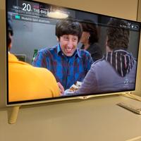 TV LG 40 pollici/modello 40UB800V-ZA anno 2017