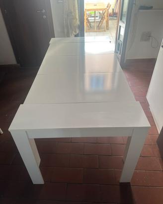 Tavolo bianco laccato