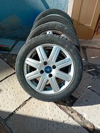 GOMME + CERCHI FIESTA 1.4 TDCI