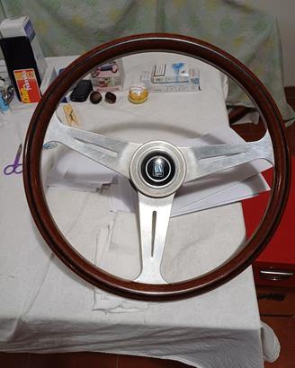 volante nardi
