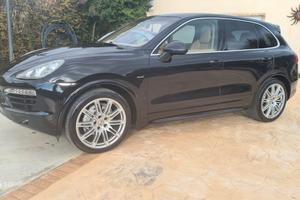 PORSCHE Cayenne 2ªs.'10-'18 - 2012