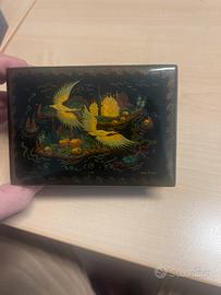 Scatola russa perfetta secolo scorso