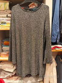 vestito donna morbido  scollato  sulla schiena 