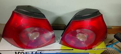 VW Golf 5  coppia fanali posteriori usati + 1