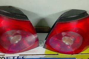 VW Golf 5  coppia fanali posteriori usati + 1