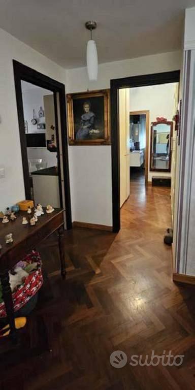 Immobile in asta di 144 m² con più di 5 locali a P - Altro