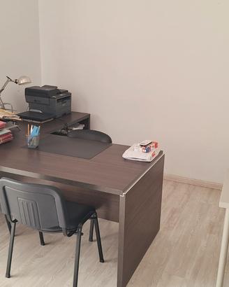 Stanza in studio professionale - completamente arr