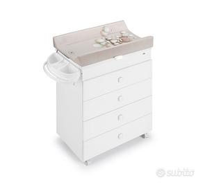 cassettiera con bagnetto e fasciatoio integrato