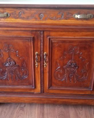 cassettiere in legno