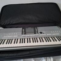 Tastiera musicale Elettronica Yamaka PSR S 910