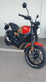 Royal Enfield Guerrilla 450 gold dip