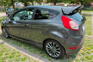 Ford Fiesta 1.5 Diesel ST.line