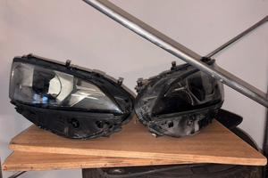 Coppia fari anteriori Mercedes-Benz Classe A W177