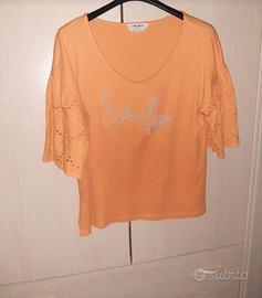 T-shirt Camomilla taglia 46