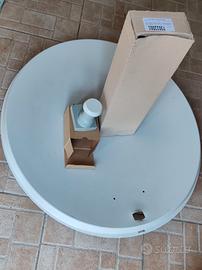 parabola satellitare 80 cm  ottica 2 uscite