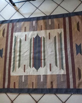 Tappeto/Stuoia in cotone con frange.