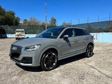 Audi q2 s line edition 2.0 190