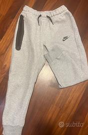 Pantalone-tuta Nike Tech