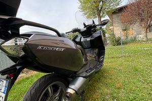 BMW 650 GT scooter 650GT