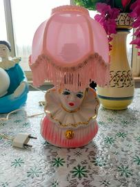 Lampada Pierrot in ceramica.