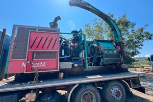 Iveco 190.36 con cippatore 50x90