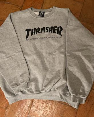 Thrasher felpa grigia con scritta nera