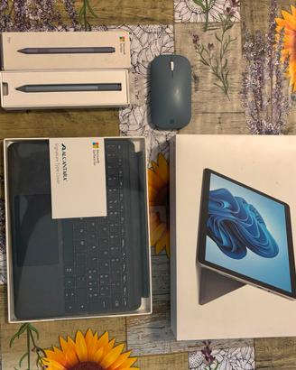 Microsoft Surface Go 3- kit completo