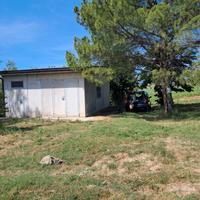 Terreno agricolo con casa rurale