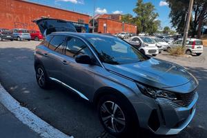 PEUGEOT 3008 hybrid plug-in 225 cv